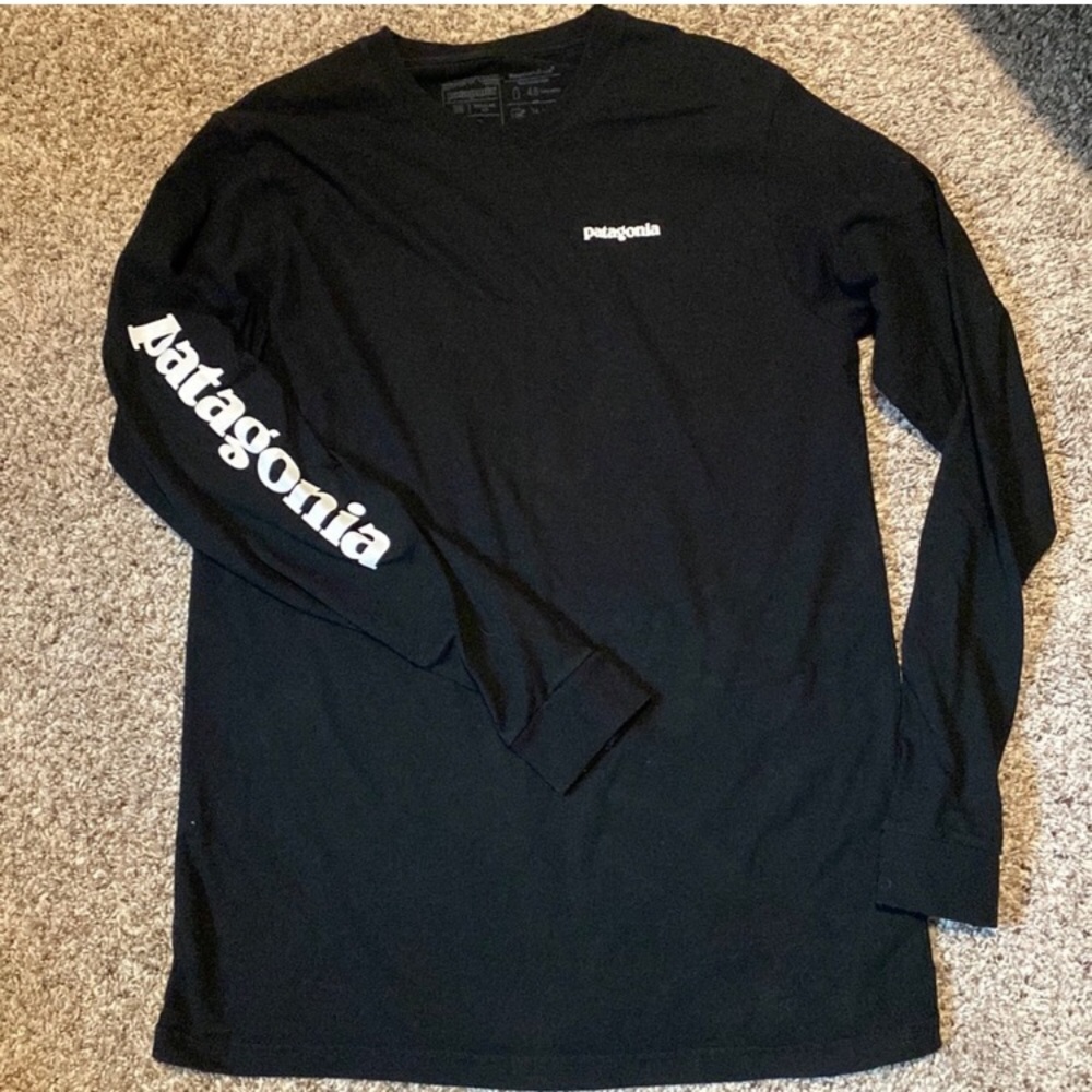 Mens Patagonia Black Long Sleeve Tee